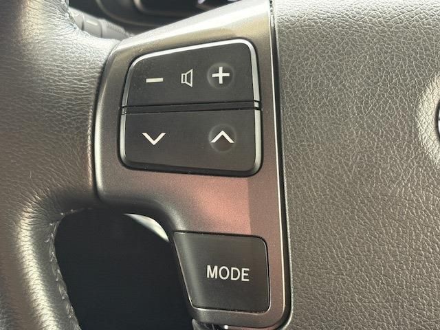 TOYOTA HIACE van 4WD 2022