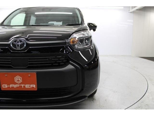 TOYOTA SIENTA HYBRID 2023