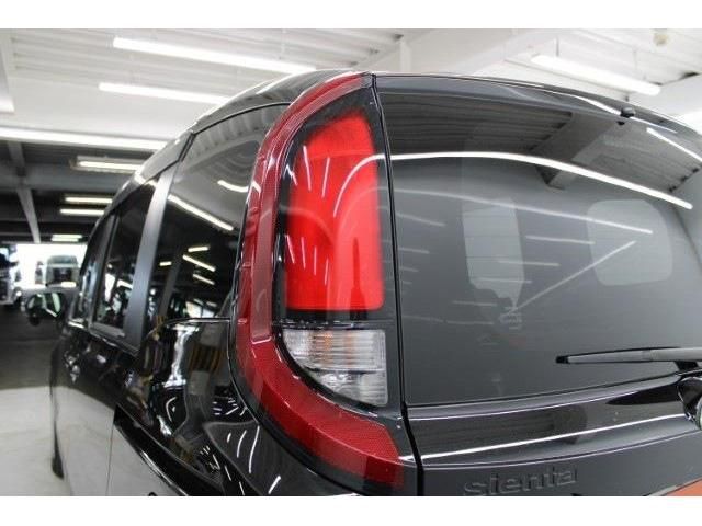 TOYOTA SIENTA HYBRID 2023