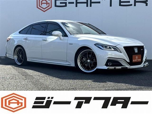 TOYOTA CROWN sedan hybrid 2019