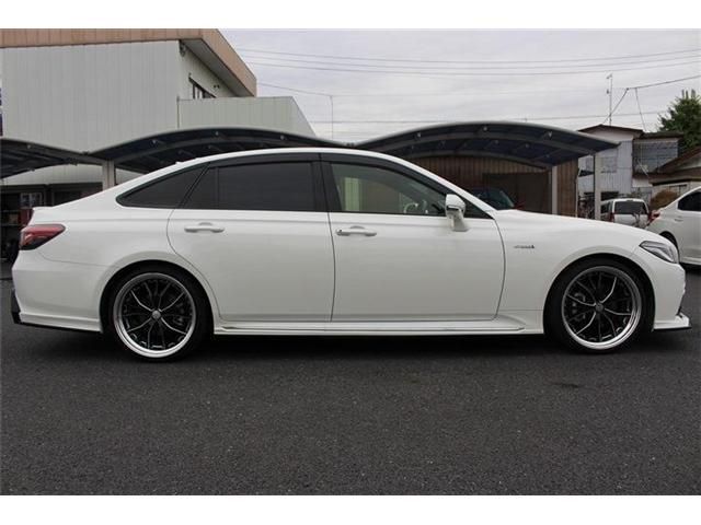 TOYOTA CROWN sedan hybrid 2019