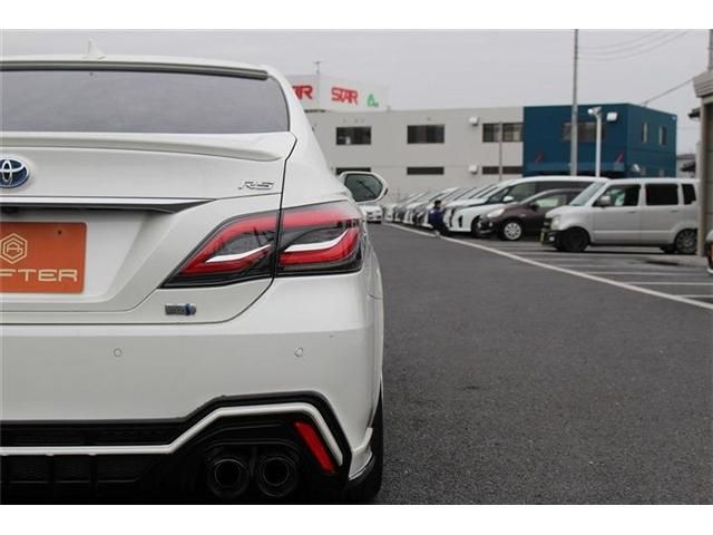 TOYOTA CROWN sedan hybrid 2019