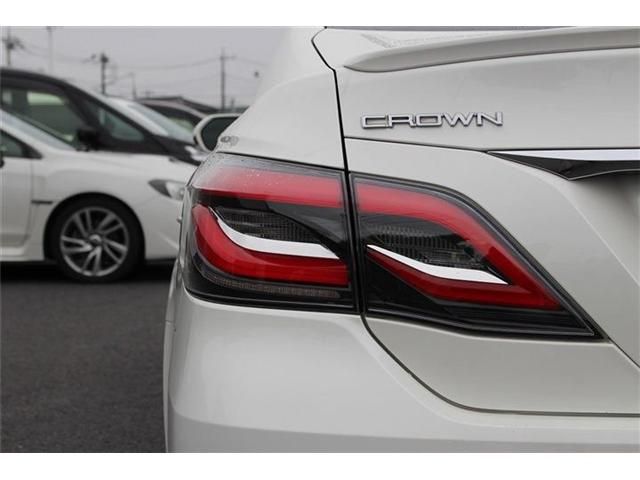 TOYOTA CROWN sedan hybrid 2019