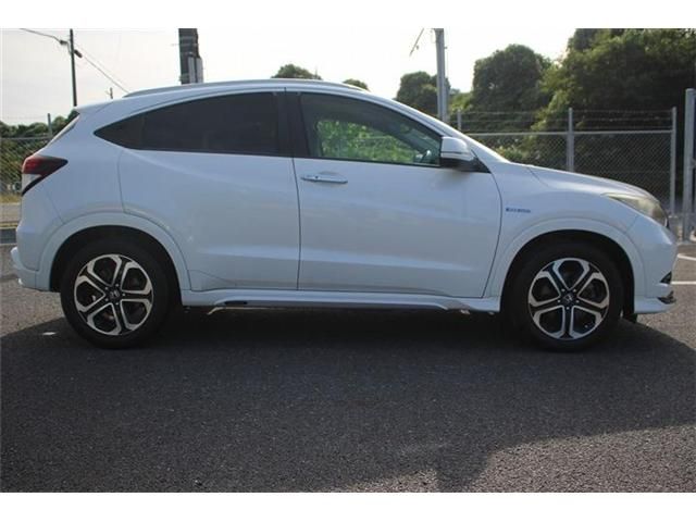 HONDA VEZEL HYBRID 2013