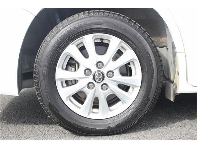 TOYOTA VOXY HYBRID 2017