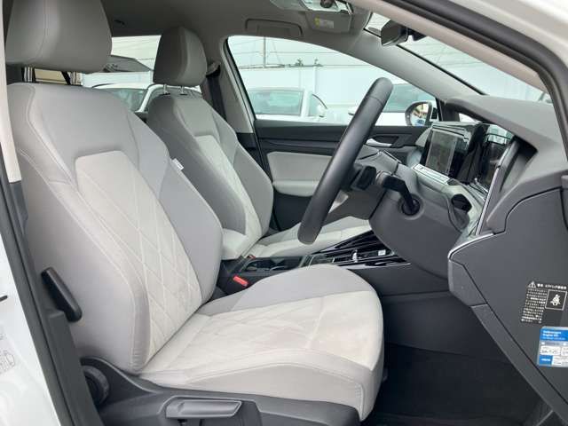 VOLKSWAGEN VOLKSWAGEN GOLF VARIANT 2023