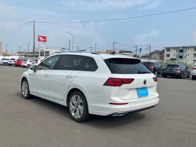 VOLKSWAGEN VOLKSWAGEN GOLF VARIANT 2023