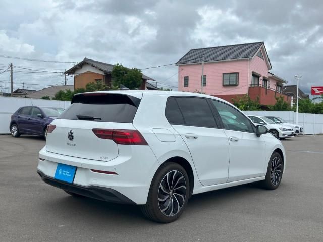 VOLKSWAGEN VOLKSWAGEN GOLF 2023