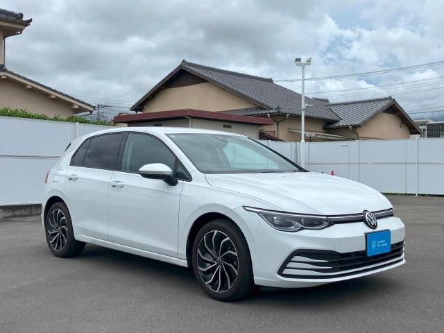 VOLKSWAGEN VOLKSWAGEN GOLF 2023