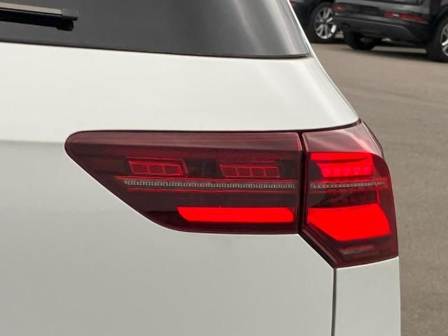 VOLKSWAGEN VOLKSWAGEN GOLF 2023