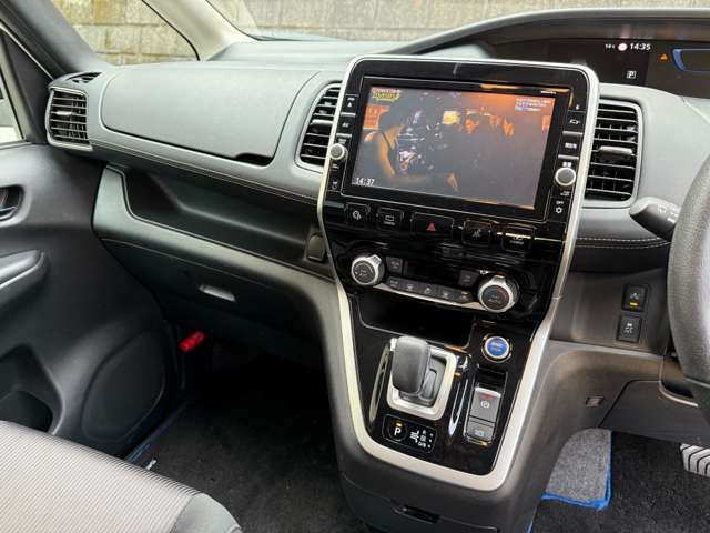 NISSAN SERENA  WG 2018