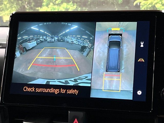 TOYOTA VOXY HYBRID 2023