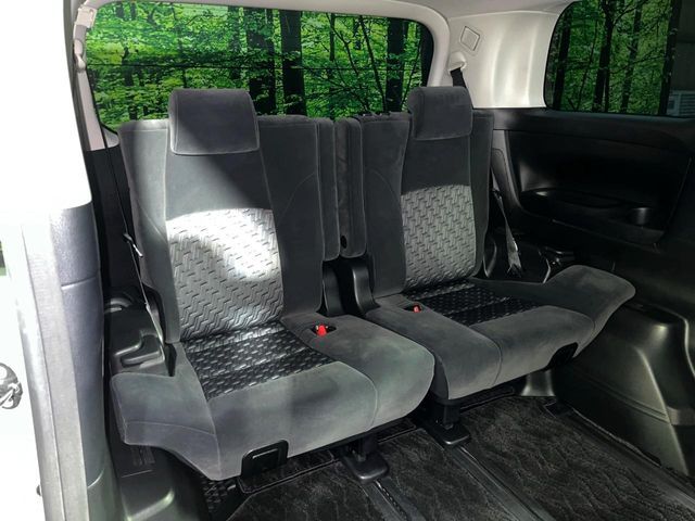 TOYOTA VELLFIRE 4WD 2015