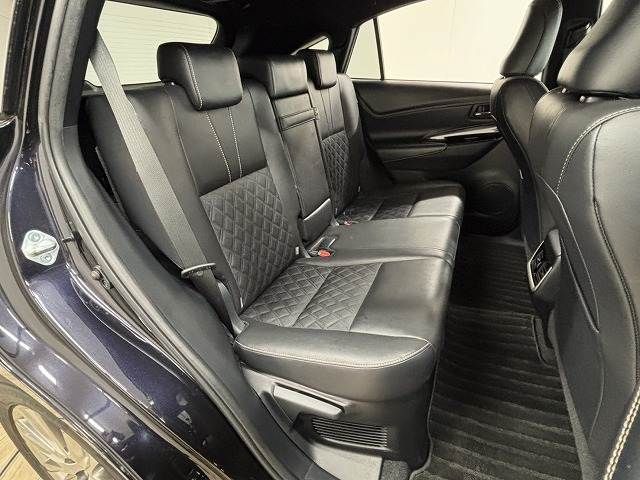 TOYOTA HARRIER 2WD 2017