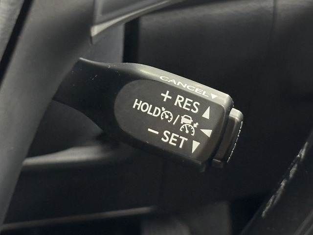 TOYOTA HARRIER 2WD 2017