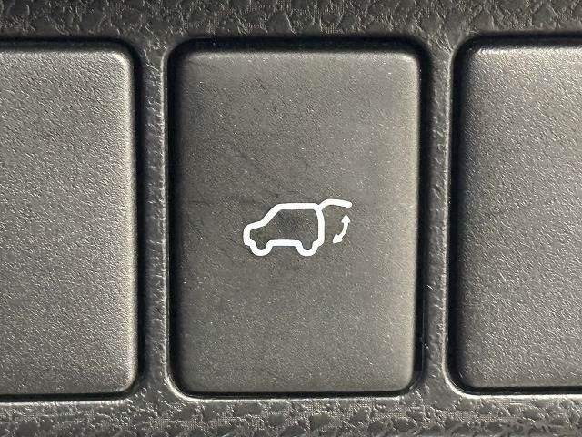 TOYOTA HARRIER 2WD 2017