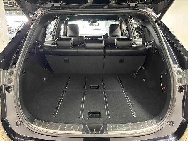 TOYOTA HARRIER 2WD 2017