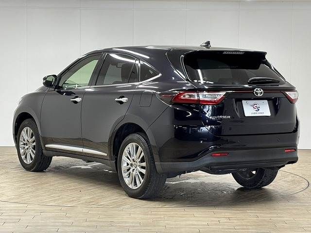 TOYOTA HARRIER 2WD 2017
