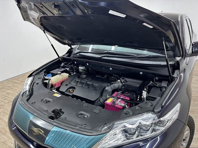 TOYOTA HARRIER 2WD 2017