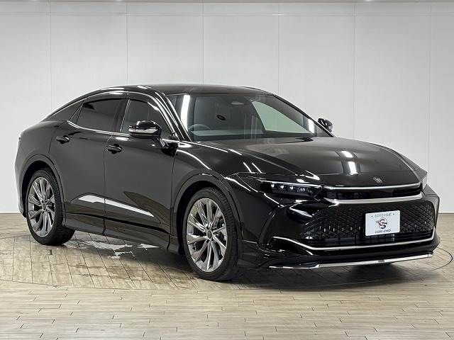 TOYOTA CROWN CROSSOVER 2023