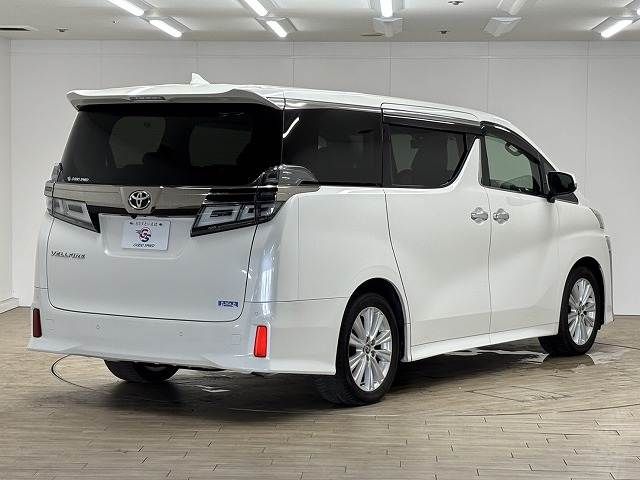 TOYOTA VELLFIRE 2018