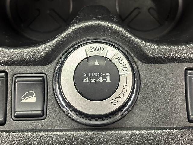 NISSAN X-TRAIL 4WD 2014