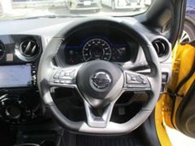 NISSAN NOTE 4WD 2018