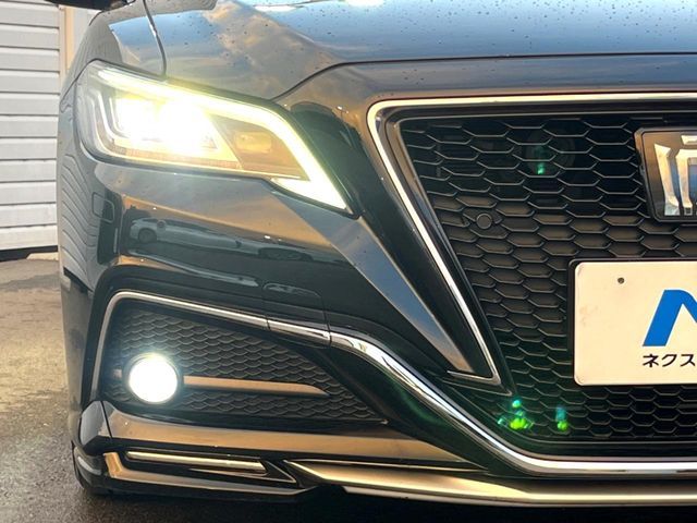 TOYOTA CROWN sedan hybrid 2019