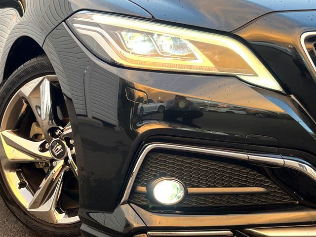 TOYOTA CROWN sedan hybrid 2019