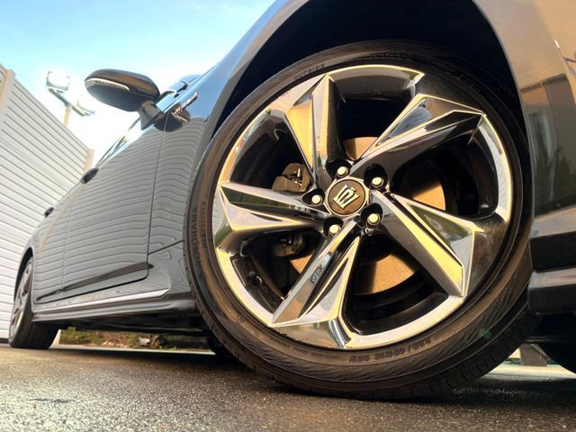 TOYOTA CROWN sedan hybrid 2019