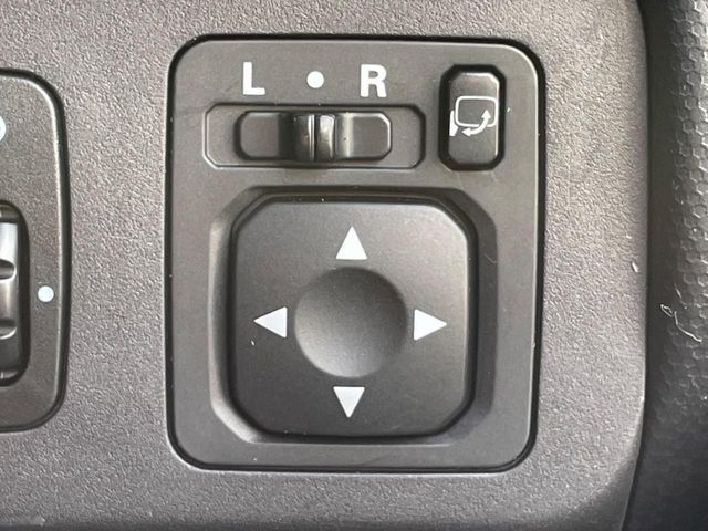 MITSUBISHI TOPPO 2009