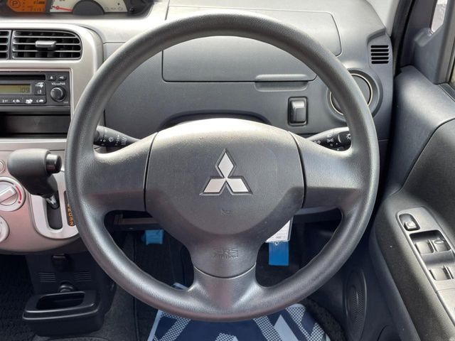 MITSUBISHI TOPPO 2009