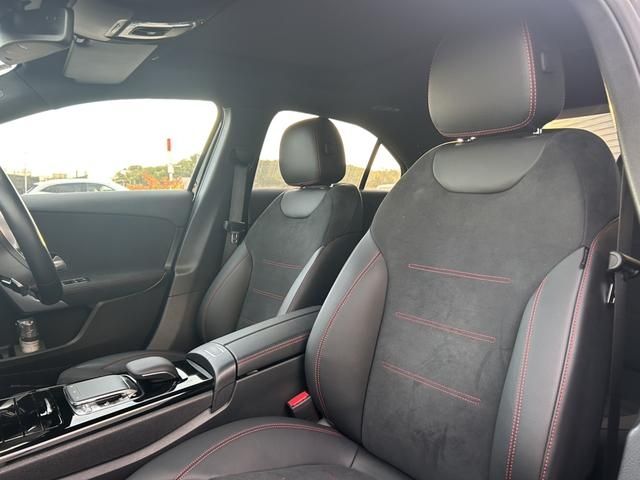 MERCEDES BENZ MERCEDES BENZ A class sedan 2020