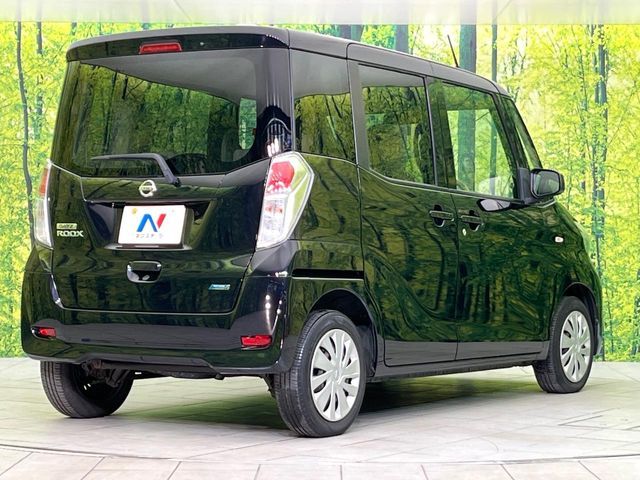 NISSAN DAYZ ROOX 2015