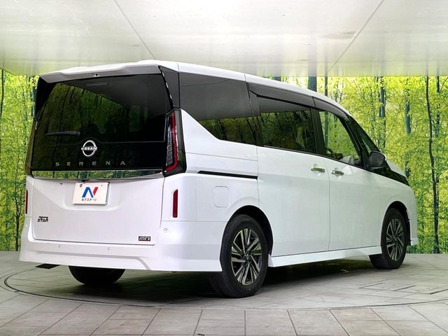 NISSAN SERENA  WG 2023