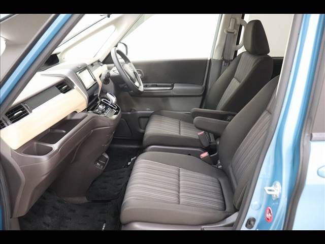 HONDA FREED HYBRID 2019