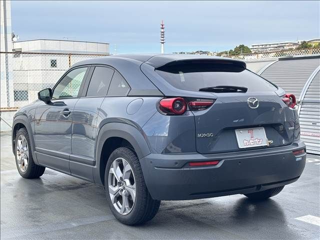 MAZDA MX-30 2020