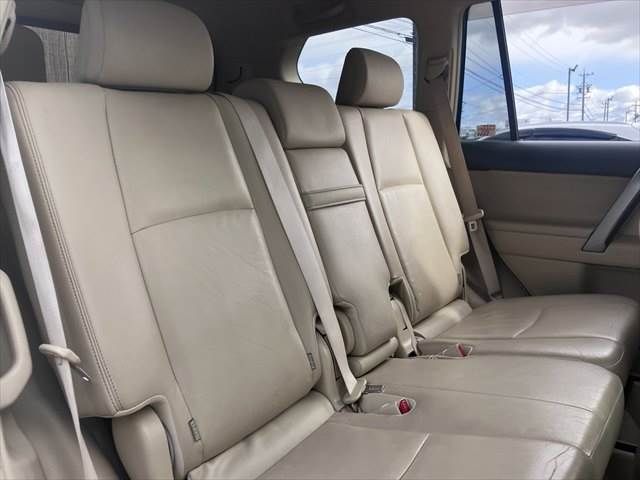 TOYOTA LANDCRUISER PRADO 2015