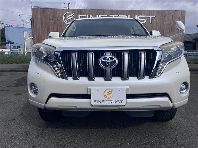 TOYOTA LANDCRUISER PRADO 2015