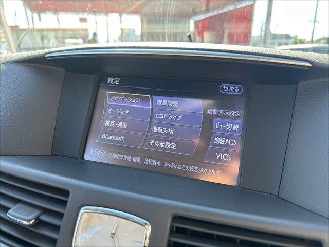 NISSAN FUGA HYBRID 2015