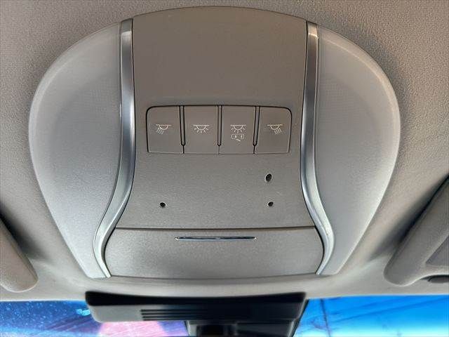 NISSAN FUGA HYBRID 2015