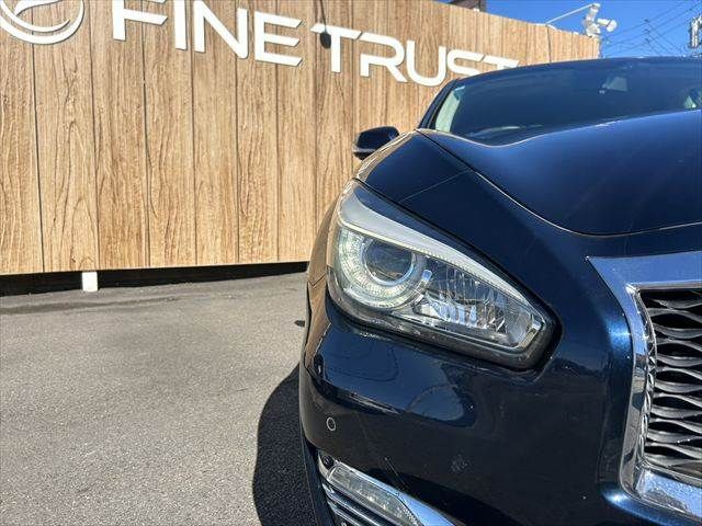 NISSAN FUGA HYBRID 2015