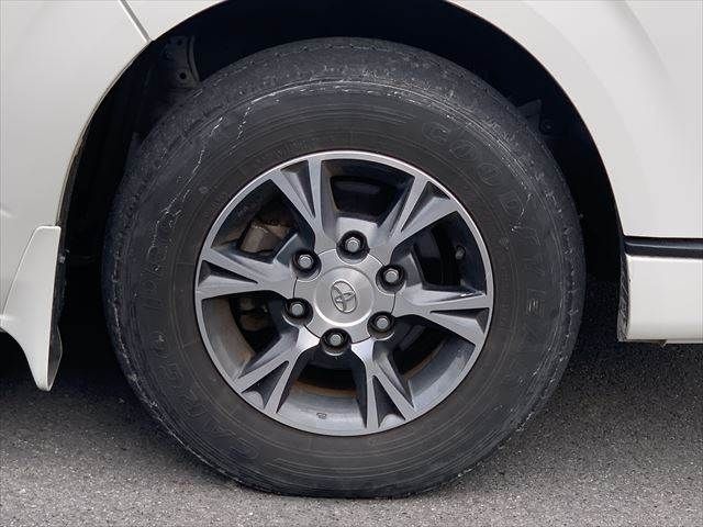 TOYOTA HIACE van 2WD 2018