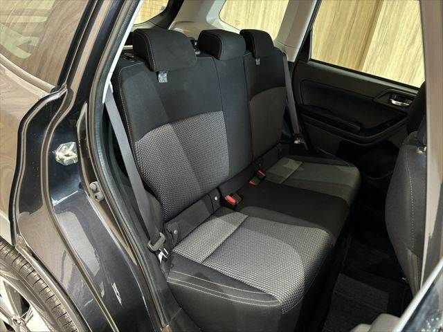 SUBARU FORESTER 2016