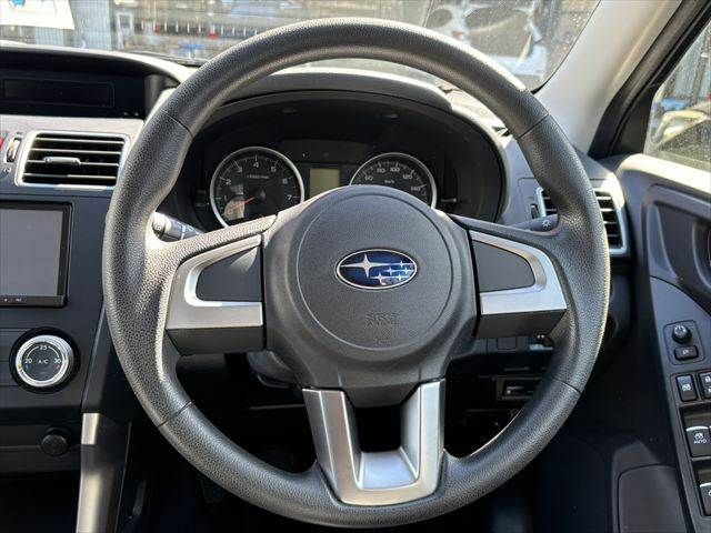 SUBARU FORESTER 2016