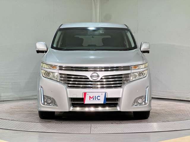 NISSAN ELGRAND 2010