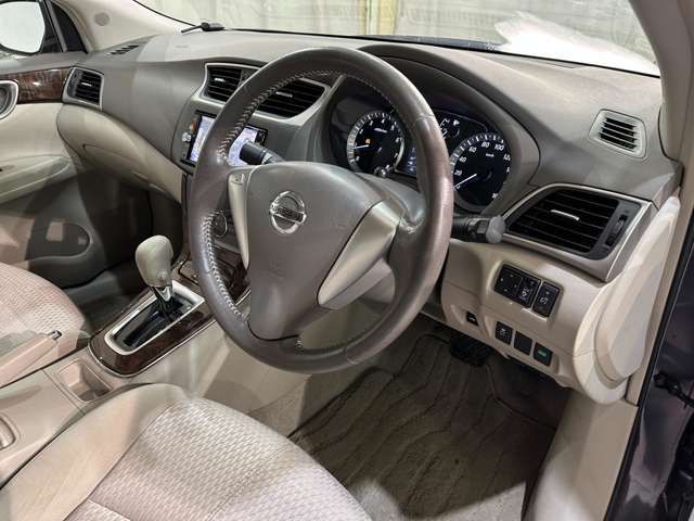 NISSAN Sylphy 2014