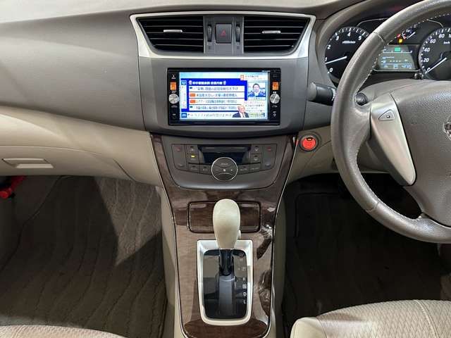 NISSAN Sylphy 2014