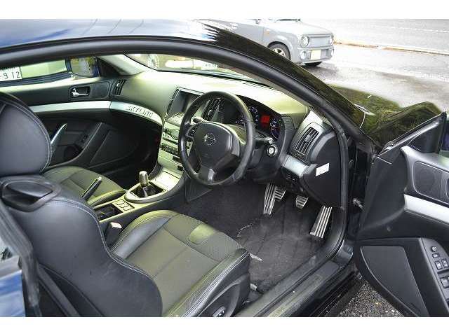 NISSAN SKYLINE coupe 2007