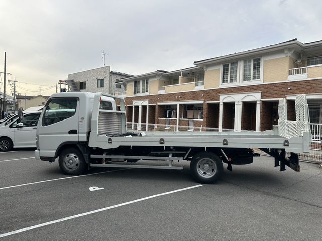 MITSUBISHI CANTER 2005